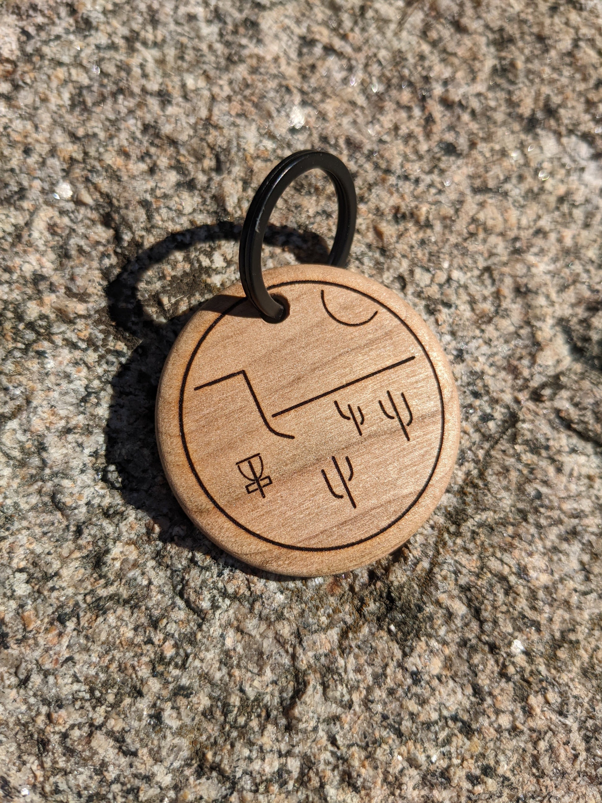 wooden disc golf keychain - cacti